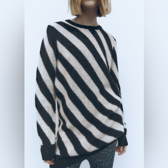 ZARA Diagonal Stripe Knit Sweater - Picture 2 of 5